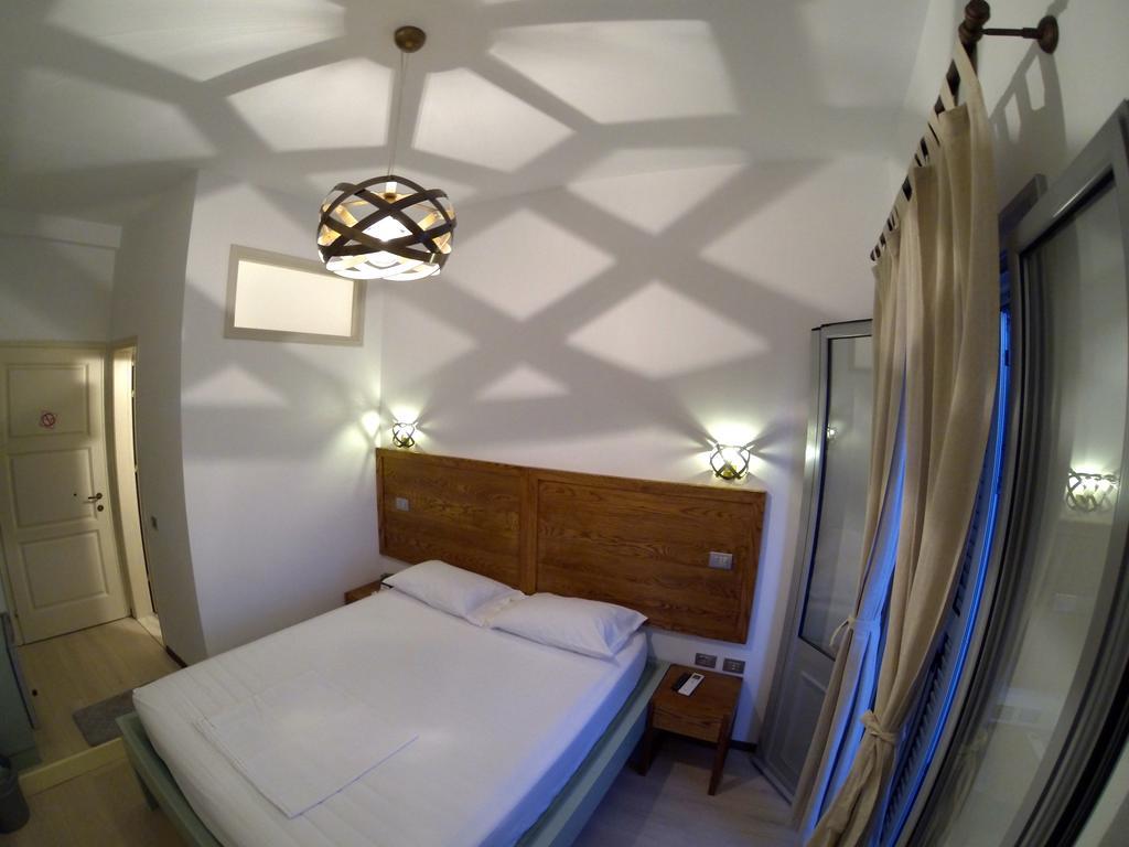 Guesthouse 1932 Himarë Habitación foto